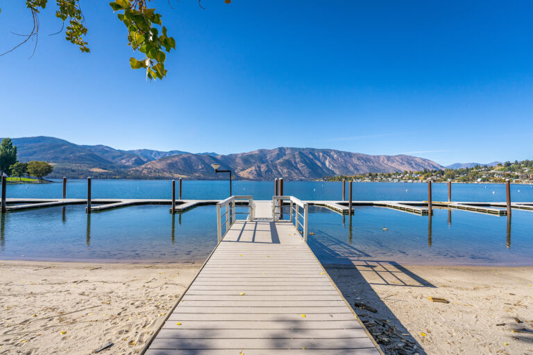 Docks at Wapato point