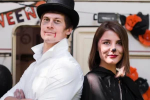 Couple in Halloween costumes